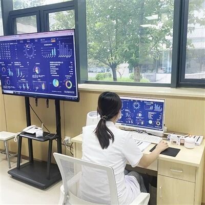 《天津日报》聚焦 | 摆脱&ldquo;取药点&rdquo;标签 当好&ldquo;健康守门人&rdquo;